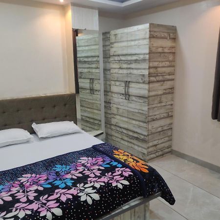 Hotel Rb Palace Indore Eksteriør billede